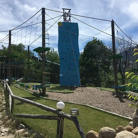 Life Boutique 4*