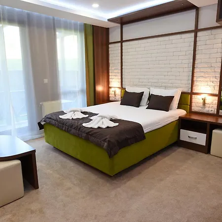 Life Boutique Hotel